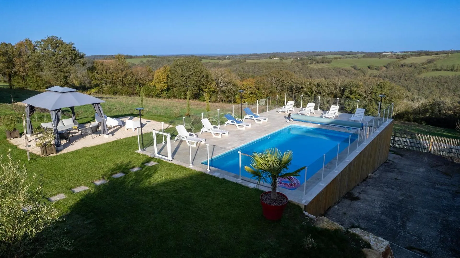 Grange Avec Vue, Proche De Sarlat, Calme Et Depaysement Au Coeur Du Lot Vila Beaumat